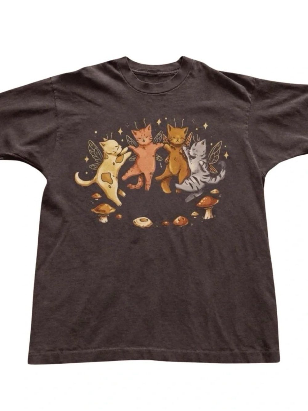 Brown Cat Fairy Circle Graphic Tee, Cute cat shirt